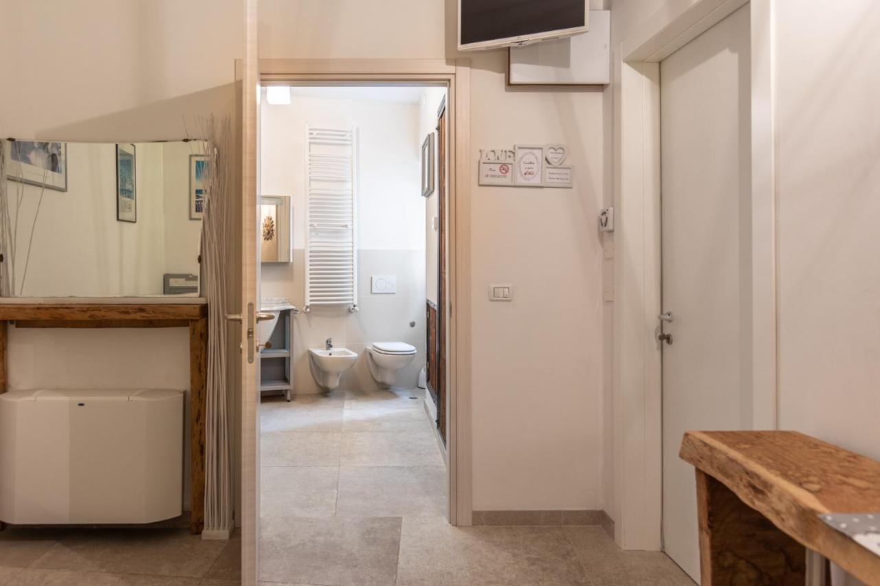 Hotel Gardabeds Adults Only Castelnuovo del Garda Exterior foto